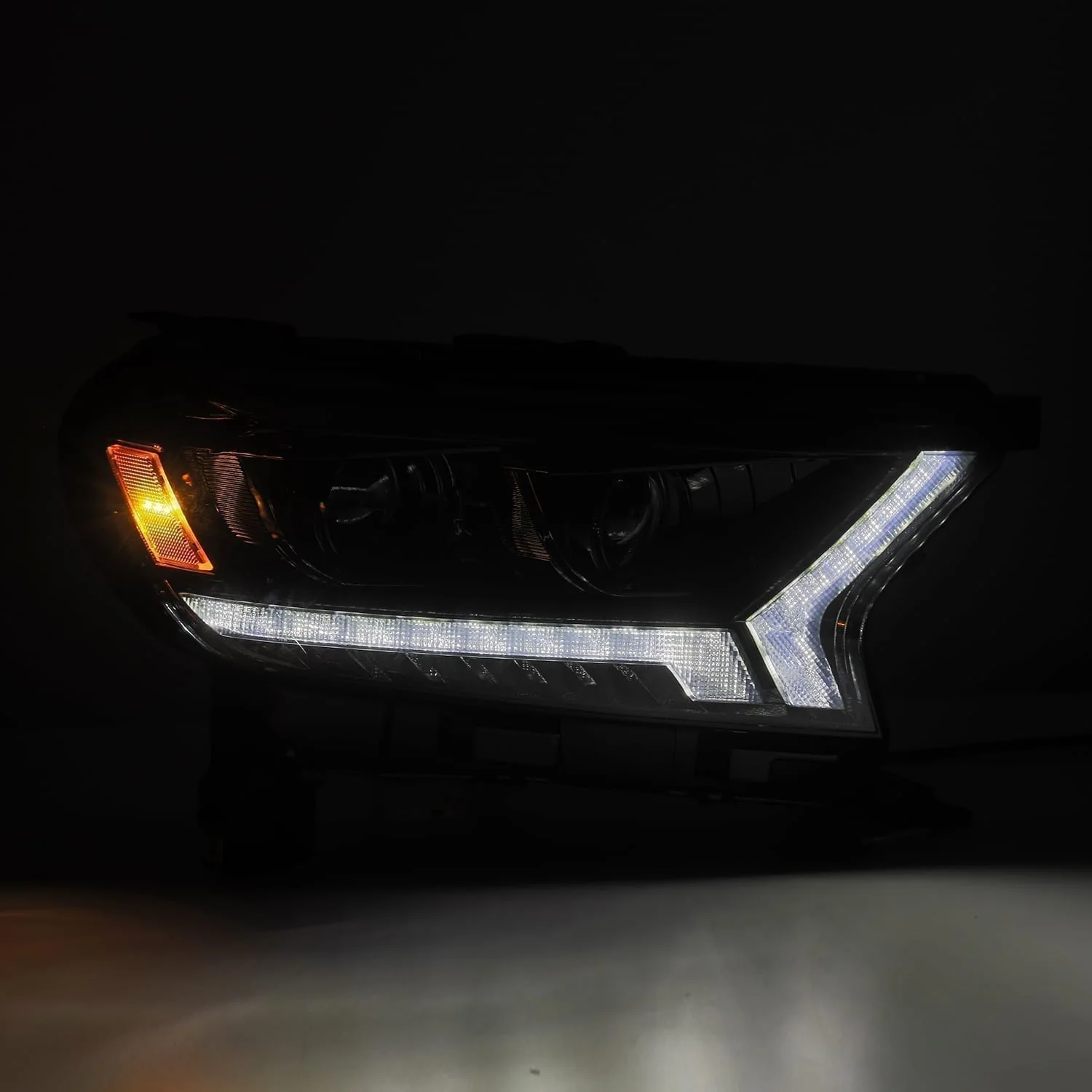 15-21 Ranger and Everest - LUXX Chrome-Black LED headlights - Image 4